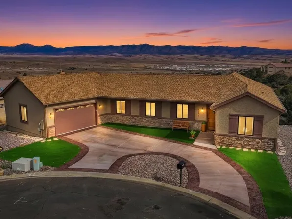1547 N Neoga Cir, Dewey, AZ 86327