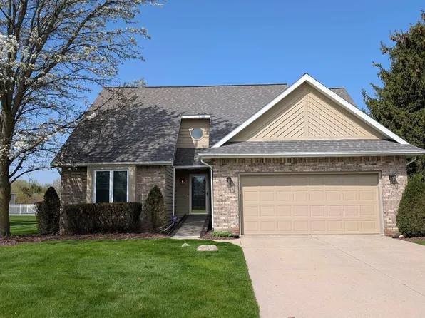 2345 Lost Creek Dr, Flushing, MI 48433