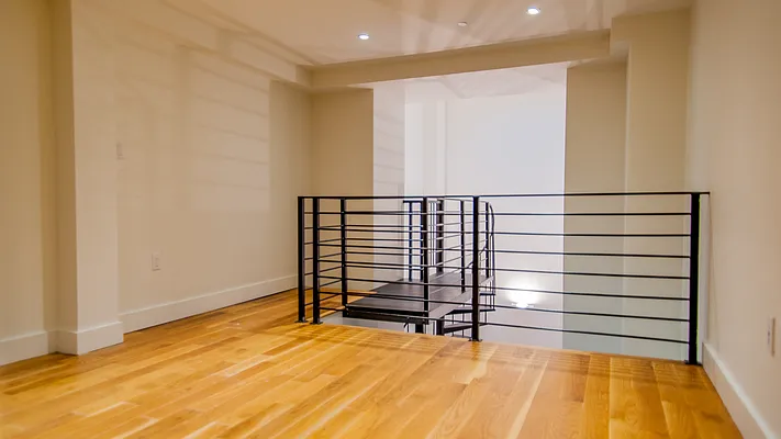 Rented by Nooklyn NYC LLC | media 55