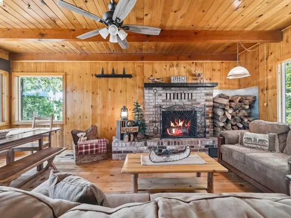 20439 Kutci Dr, Mi Wuk Village, CA 95346