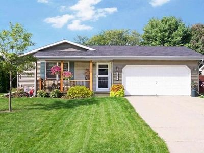 2217 Clover Ln, Janesville, WI, 53545