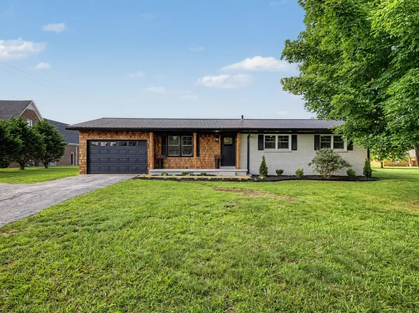 403 Robins St, Lawrenceburg, TN 38464