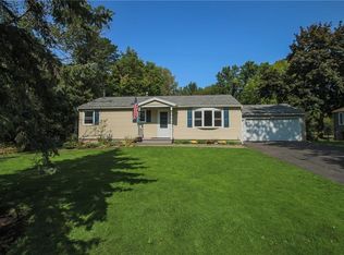 1176 Northrup Rd, Penfield, NY 14526