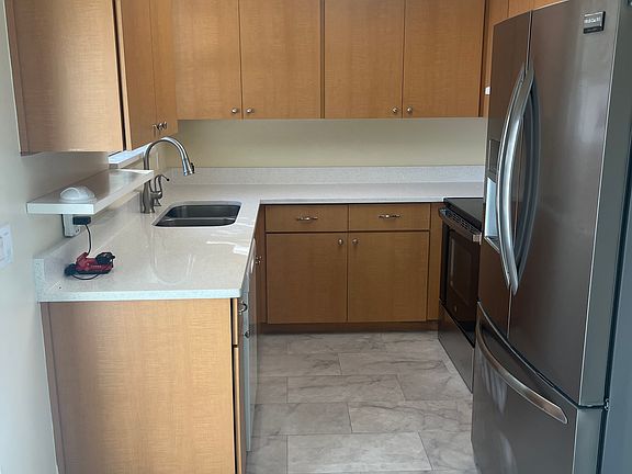 2nd image of 6410 Rockpointe Dr