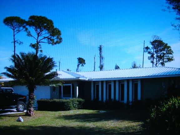 3262 Great Neck Street