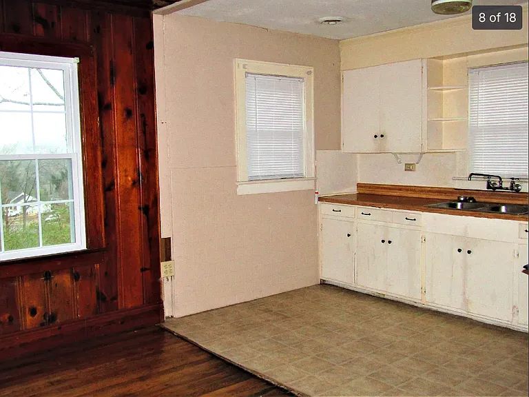 800 Fleming St — Photo 13