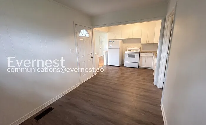 153 Carol Dr — Photo 4