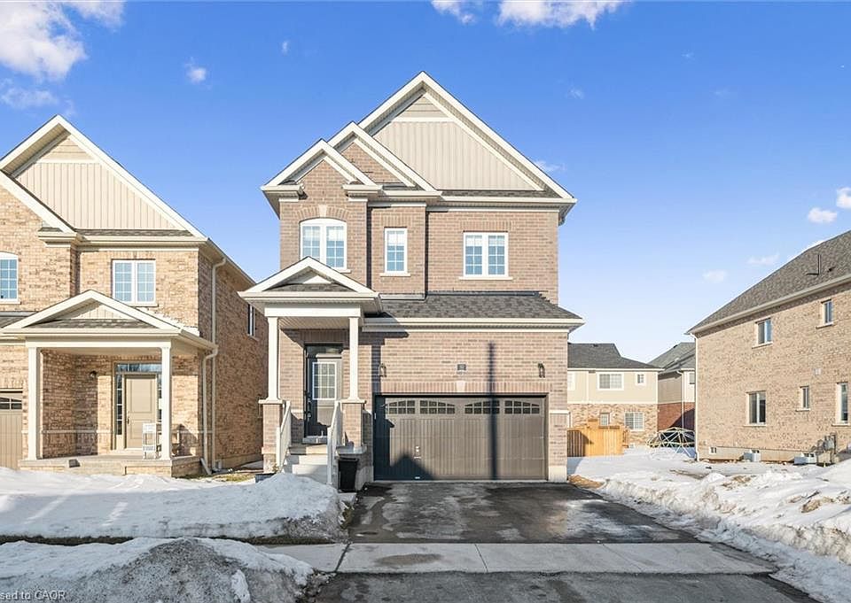 1st image of 32 Hutchison Rd