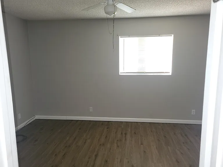 801 High Meadow Dr #B — Photo 10