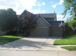 15912 Jackson Dr, Omaha, NE 68118