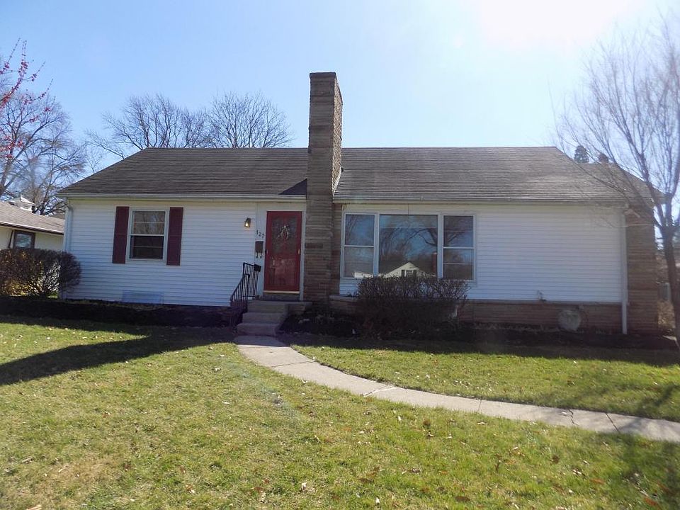 1st image of 127 Meadowlark Ln