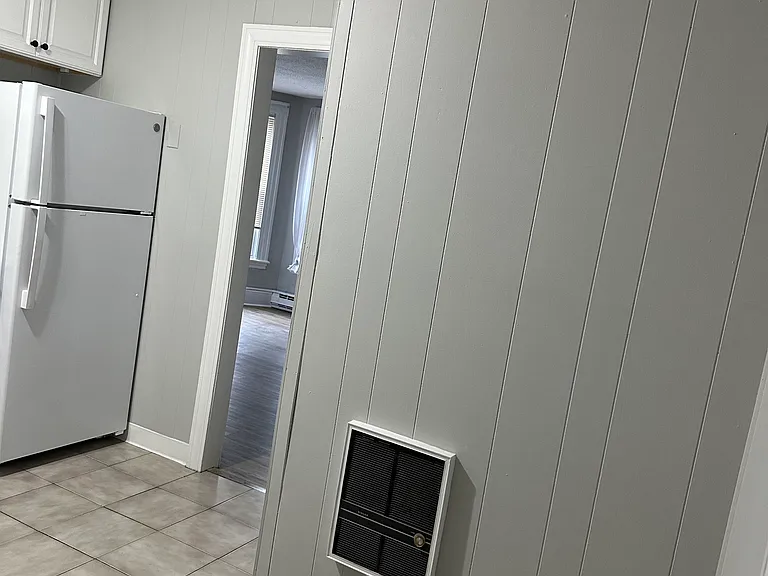 452 Main St #4 — Photo 7