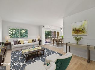 2903 Charing Cross Rd APT 5, Falls Church, VA 22042