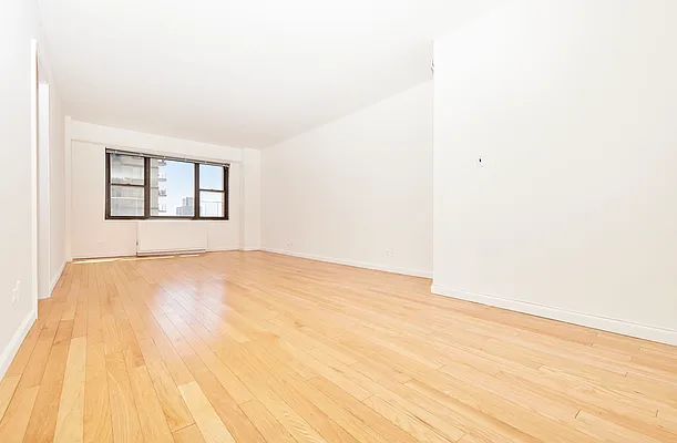 Rented by PocketBroker Inc | media 18