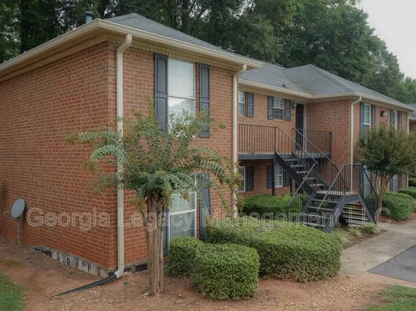 1688 Prince Ave APT 104, Athens, GA 30606