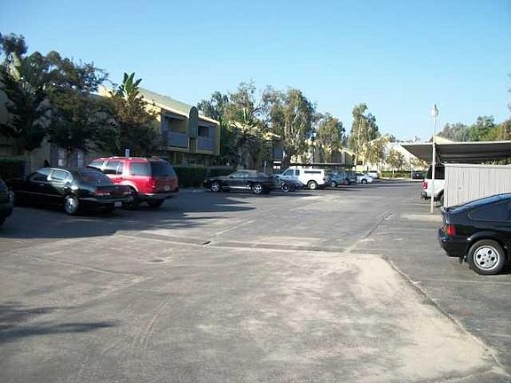 2nd image of 3454 Castle Glen Dr Unit 141