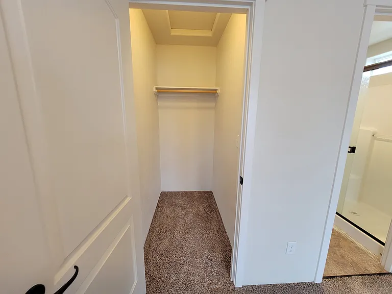 54 S Haskell St — Photo 19