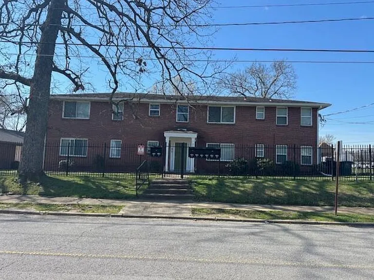 2108 Vance Ave #D — Photo 1