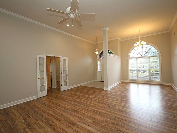 5th image of 3533 Victoria Dr