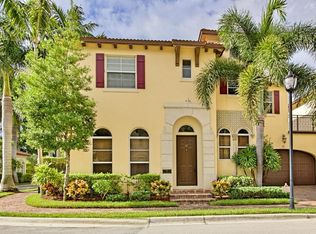 111 Via Poinciana St, Boca Raton, FL 33487