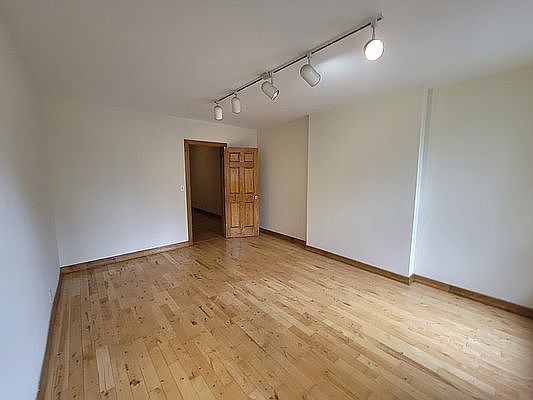2nd image of 613 9th Ave APT 3N