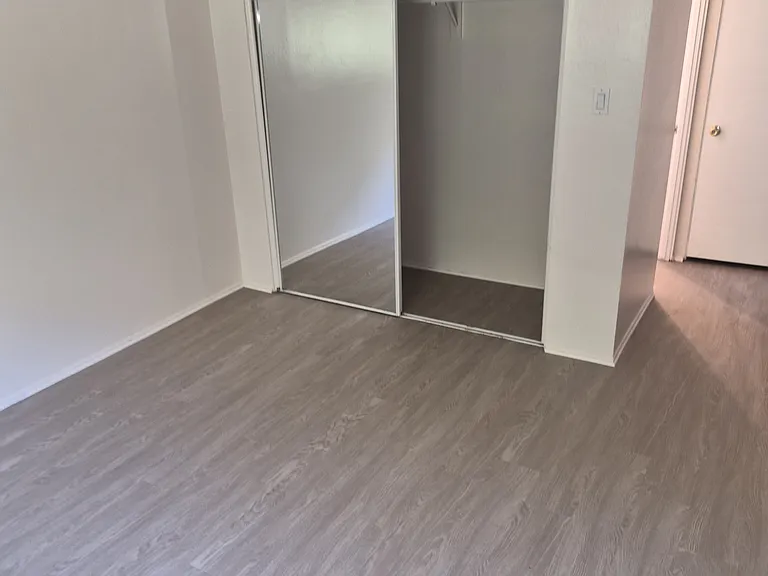 328 Wall St — Photo 1