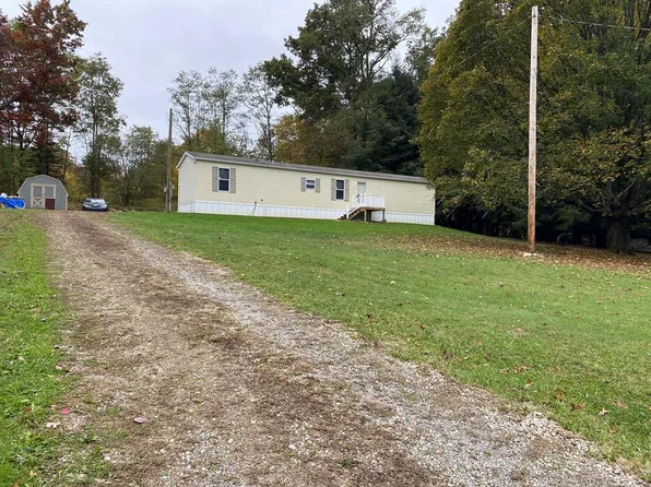 1016 Pone Ln, Franklin, PA 16323