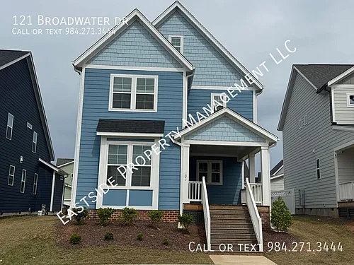 121 Broadwater Dr Photo 1