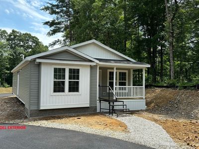 6 Berry Farms Rd #1, Sturbridge, MA, 01566
