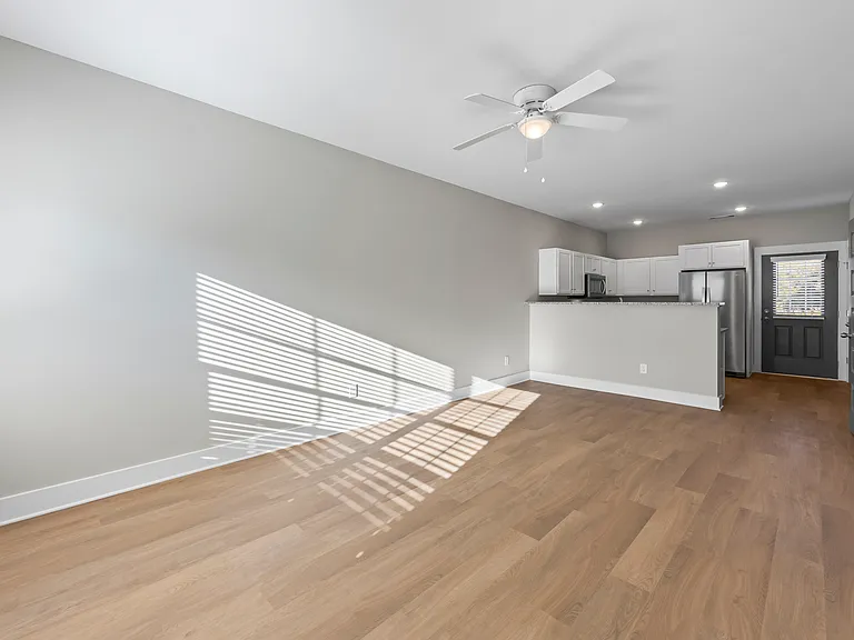 179 Wheeler Cir #504 — Photo 9