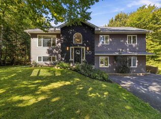 36 Sime Ct, Halifax, NS B4B 1K1