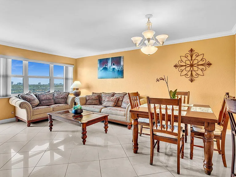 401 Golden Isles Dr #1007 — Photo 11