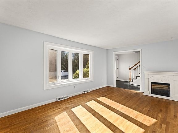 3rd image of 42 Boylston St #42R
