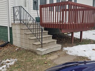 418 Warren St APT 2, Colona, IL 61241