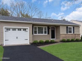 77 Brakenbury Drive, Toms River, NJ