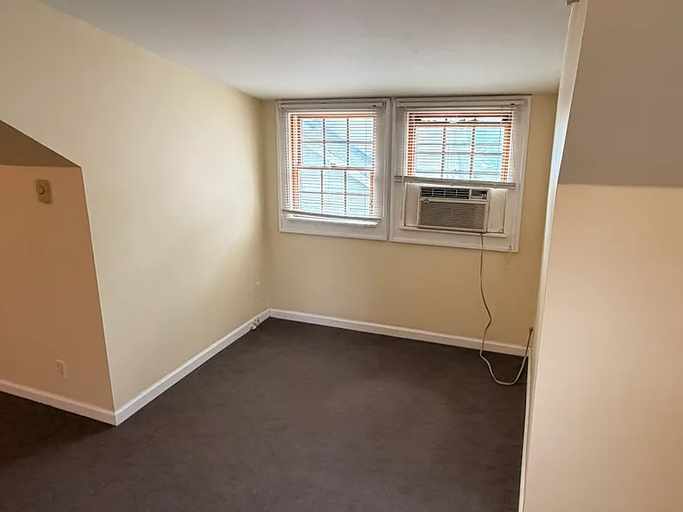 4330 Boulevard Pl — Photo 23