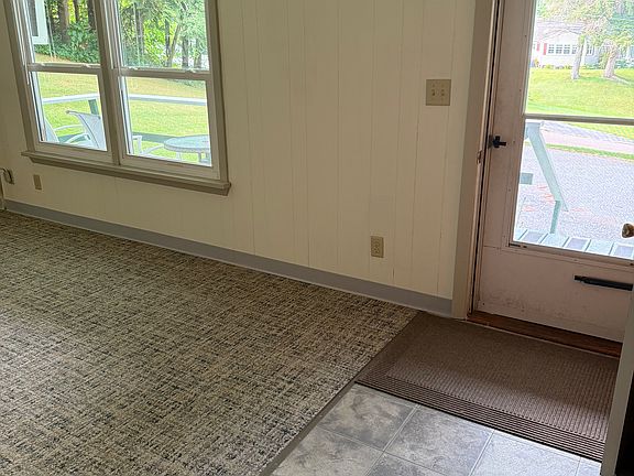4th image of 18 Grandview Hts