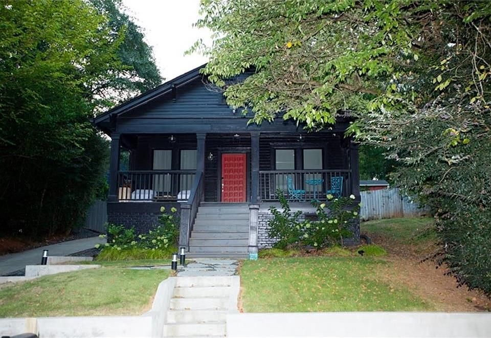 1st image of 938 Ormewood Ave SE