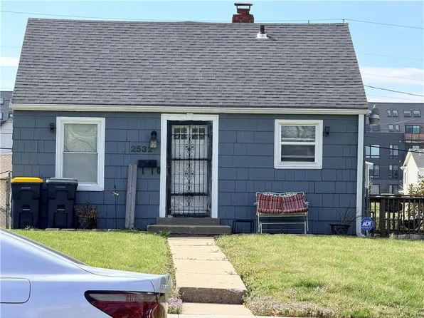 2532 W Paseo Blvd, Kansas City, MO 64108