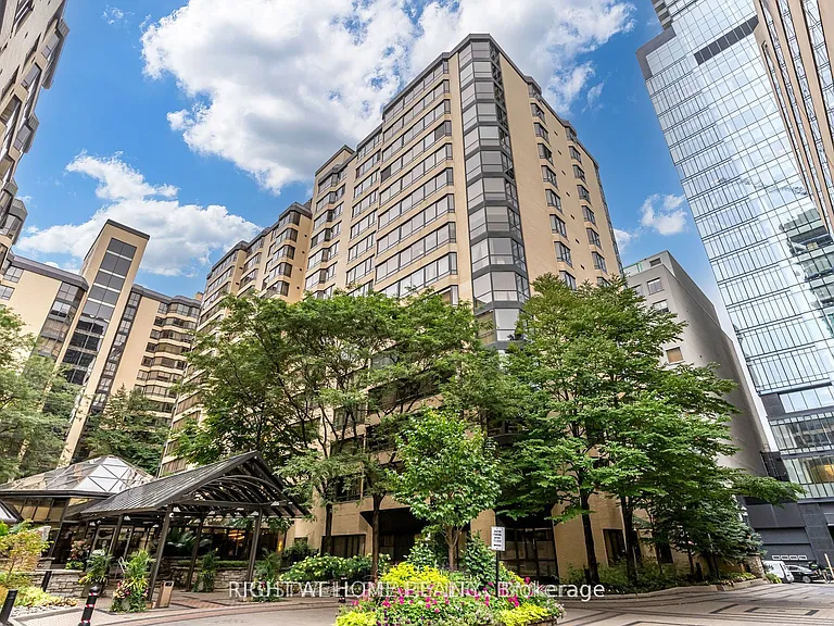 280 Simcoe St #1405 — Photo 42