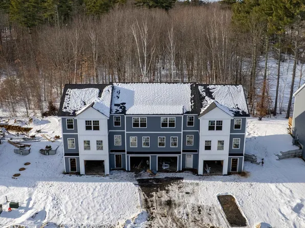 14C The Crossings at Village Center, Barrington, NH 03825