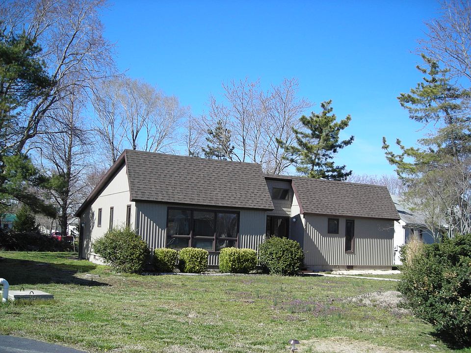 1st image of 743 Hickman Dr