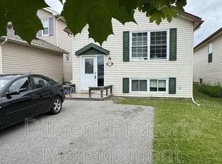 1241 Huntington Cir UNIT 5, Peterborough, ON K9K 2B4