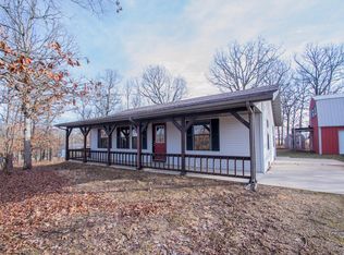 24 Oak Crest Dr, Marshfield, MO 65706