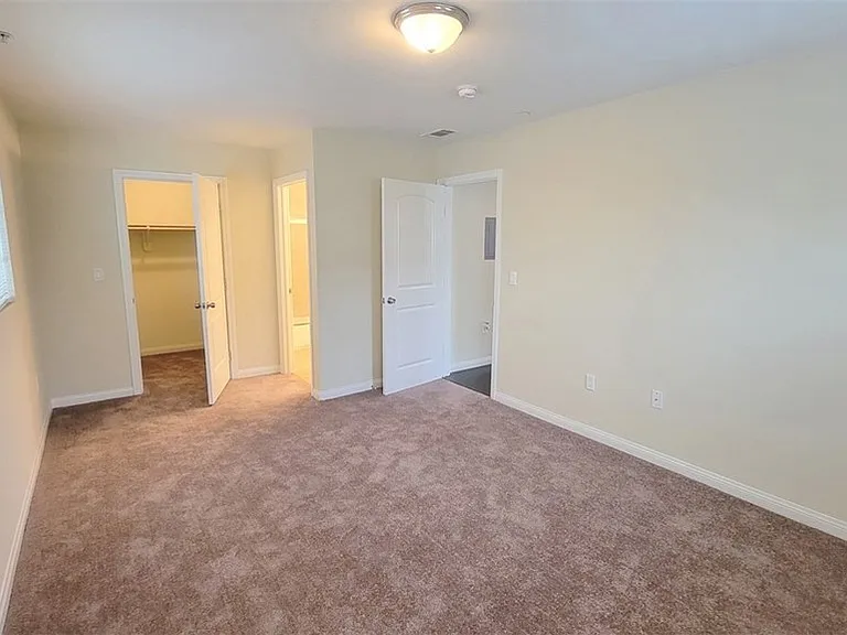 8754 Reading Ave #3 — Photo 14