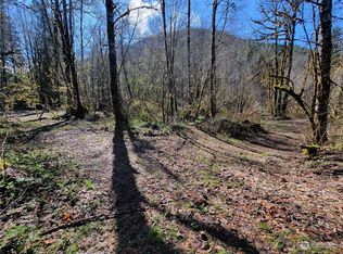 47530A Sauk Prairie Rd, Darrington, WA 98241