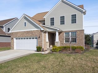 36980 Russell Dr, Westland, MI 48185