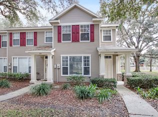2129 Golden Oak Ln, Valrico, FL 33594