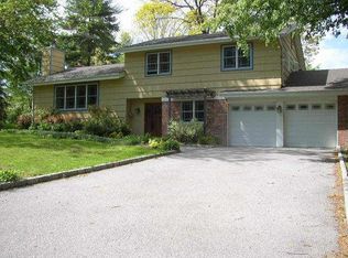 168 Willow Dr, Briarcliff Manor, NY 10510