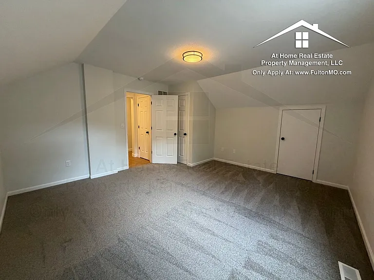1011 Greystone Ct — Photo 25
